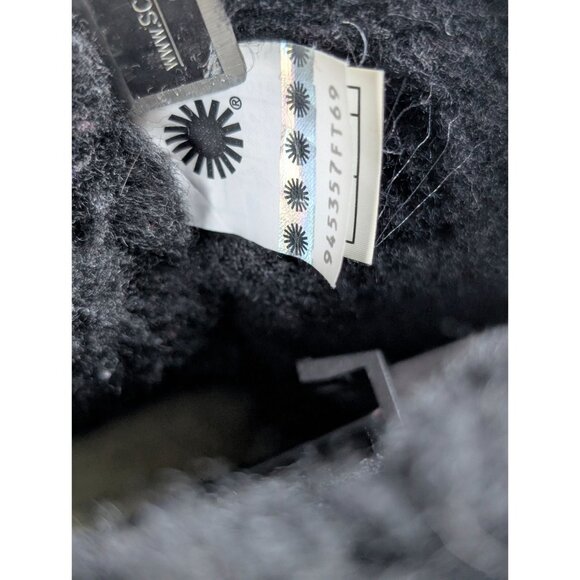 Ugg Boots Kids 6 Classic II Metallic Sparkle Glitter Black Suede Shearling EUC - Picture 9 of 9